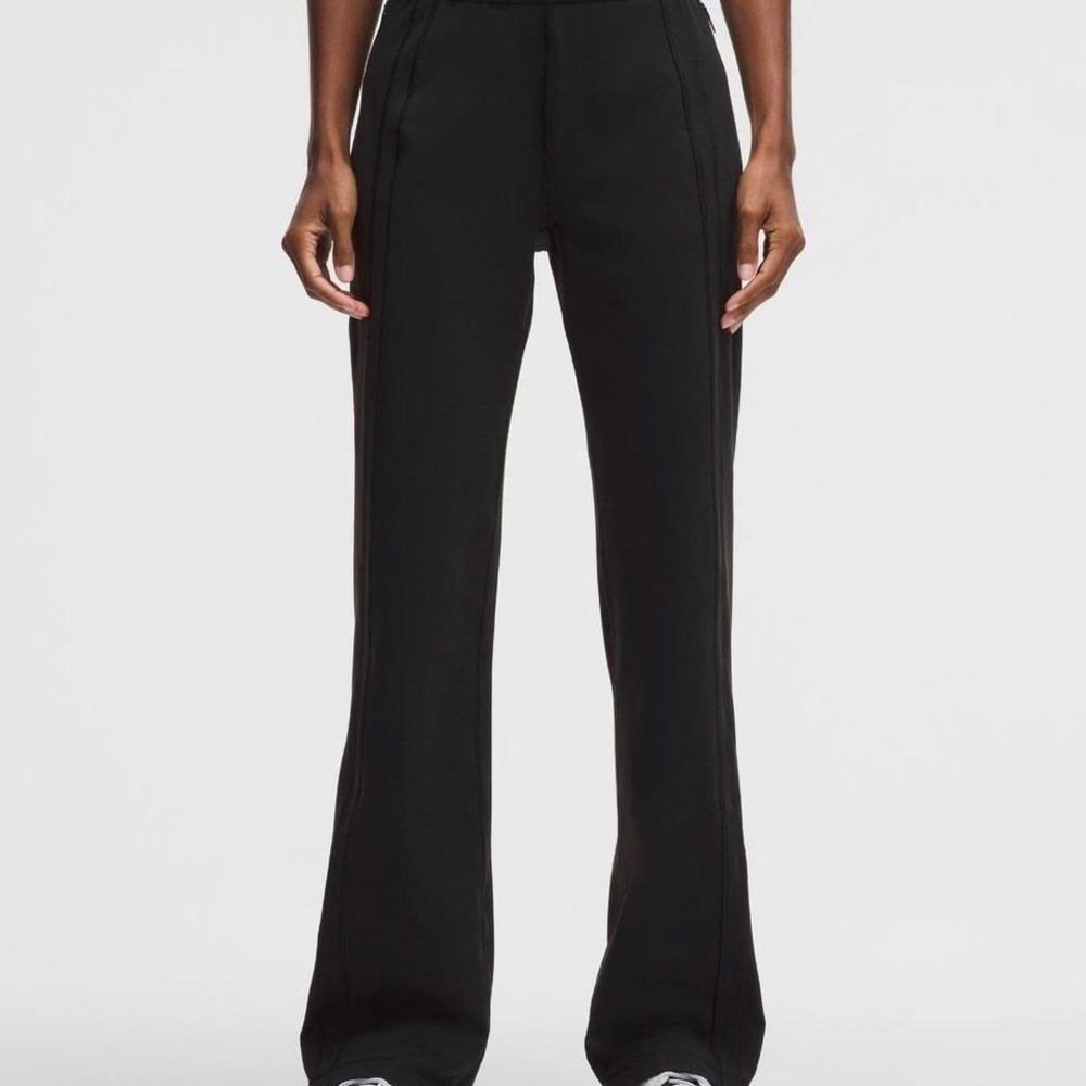 Lululemon black Define Mid-Rise Track Pant Size: XXXS